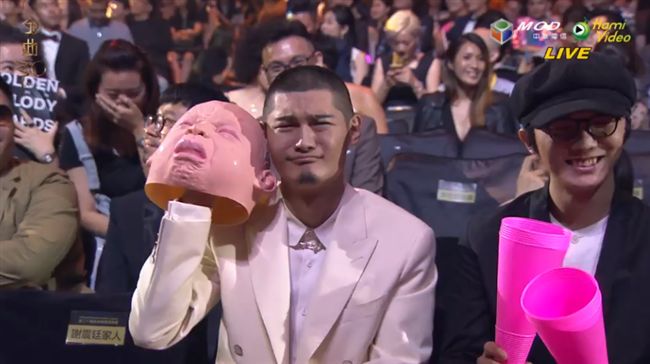 歌王Leo王是學霸　考上台大卻輟學