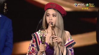 終於！最大獎年度專輯　蔡依林拿到了