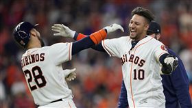 Yuli Gurriel敲出再見安打。（圖／美聯社／達志影像）