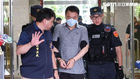 竹聯幫雷堂堂主張華茂性侵女高職生遭判刑，再因未入監服刑通緝遭逮（翻攝畫面）