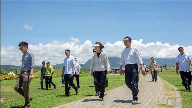 小英臉書邀台東行巧遇者留言　網羨慕