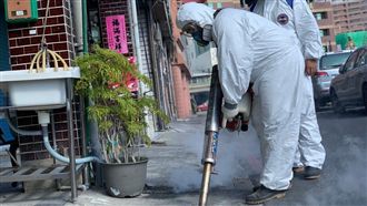快訊／高雄登革熱　化學兵啟防疫消毒