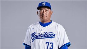 富邦悍將打擊教練陳威志。（圖／富邦提供）