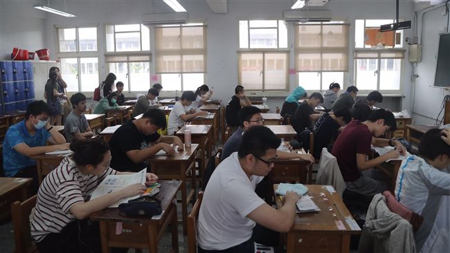 指考警報大響　830名考生延長時間