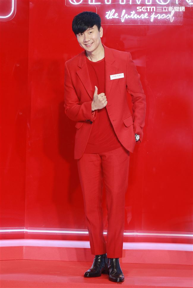 JJ林俊傑分享年輕正能量心態外，對於肌膚的保濕不馬虎。（記者邱榮吉/攝影）