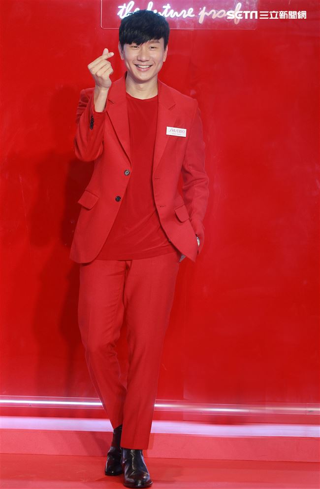 JJ林俊傑分享年輕正能量心態外，對於肌膚的保濕不馬虎。（記者邱榮吉/攝影）