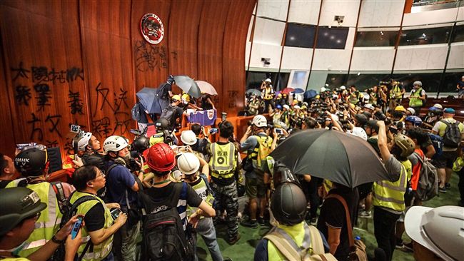 中共官媒重批：香港太陽花是暴徒行徑