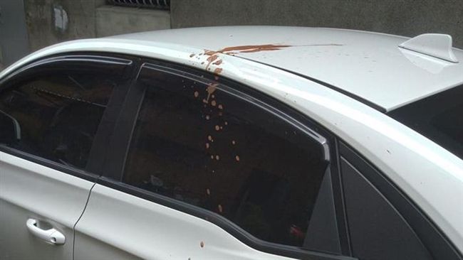 愛車遭吐檳榔汁　車主怒咒：祝口腔癌