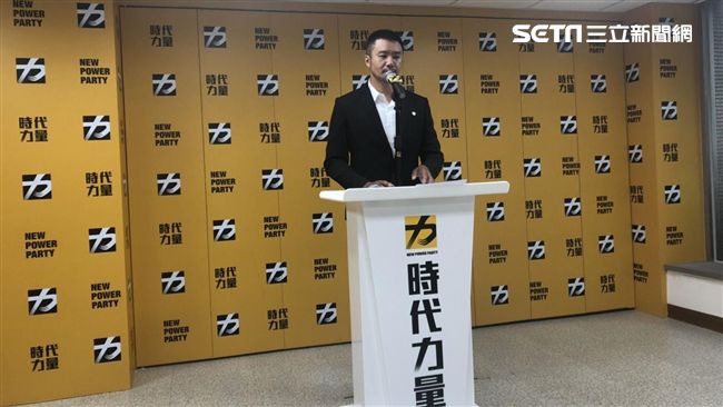 楊世光宣稱繩子以法蔡英文？他噗哧笑
