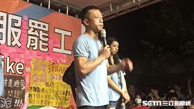 楊雅喆今晚現身凱道力挺長榮罷工。（圖／記者林柏廷攝）