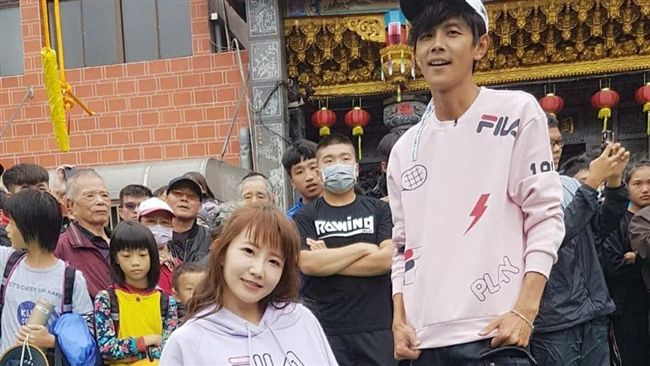 慘還更慘！謝忻暴哭「就醫」畫面曝光