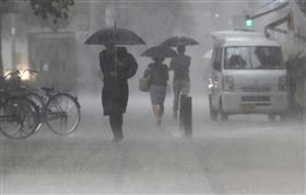 日本九州下起豪雨，氣象廳警告：快逃命！
圖／美聯社／達志影像