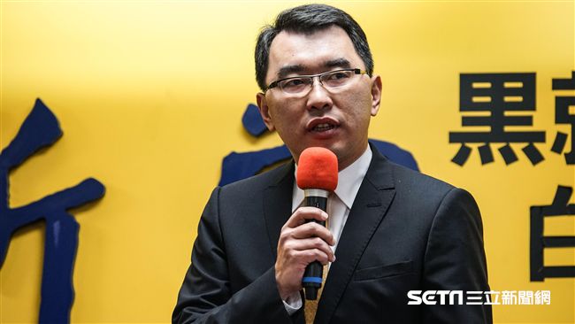 清明百萬台人向中國人下跪　他：好爽