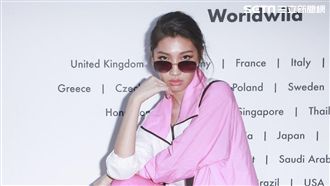 Karencici戴墨鏡告白方大同