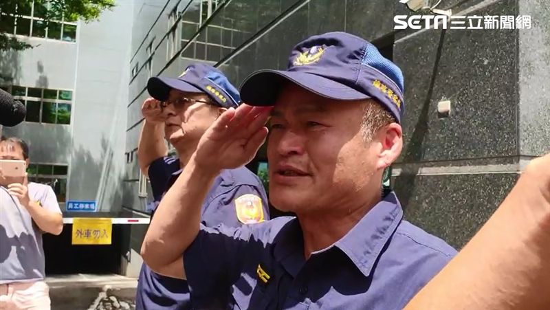 勇警殉職　所長痛哭：就像我的兒子…