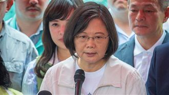 郭董要求公布競選經費　反遭蔡英文酸