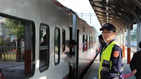 台鐵,自強號,逃票,嘉義/翻攝臉書