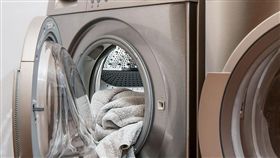 洗衣服,洗衣機,曬衣服 （圖／翻攝自PIXABAY）
