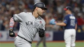 ▲桑契斯（Gary Sanchez）在延長賽擊出3分砲。（圖／美聯社／達志影像）