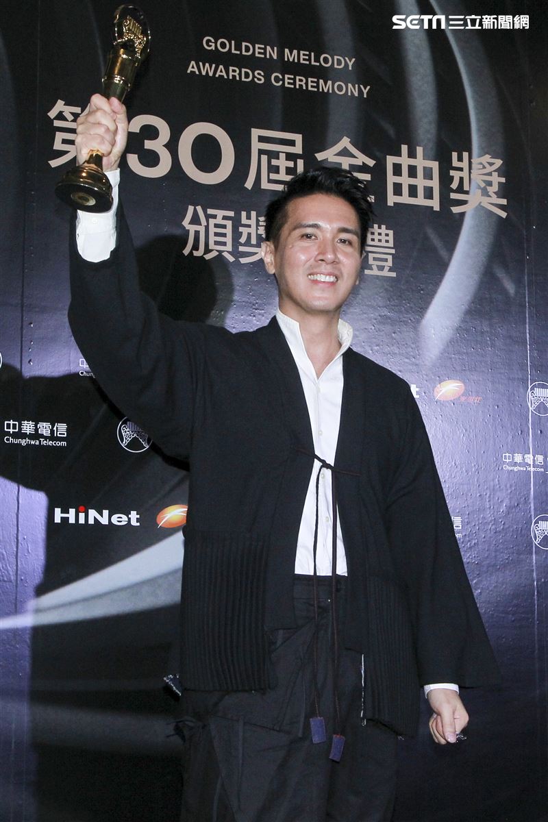 第30屆金曲獎獲得最佳編曲人獎尊室安。（記者邱榮吉、林士傑/攝影）