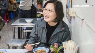 宵夜愛吃泡麵！小英自爆：被管家沒收