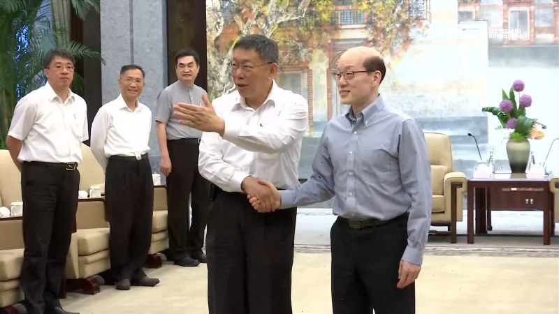 柯劉會狂凸槌！誤開直播、錯喊習大大