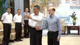 搞笑習慣了？柯文哲挨嘲諷：狼狽回家