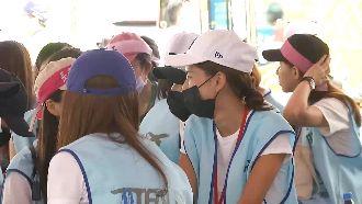 罷工表一次排30天　長榮開徵空服員