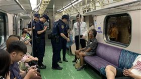台北,區間車,鐵路警察,逃票,武裝