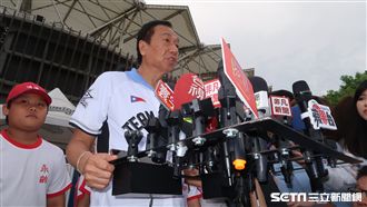 遭嗆「非韓不投」郭董：我選民較理智