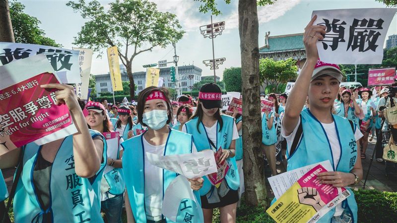 台最大罷工落幕！許銘春肯定空姐堅毅