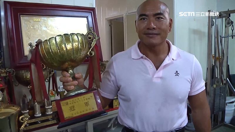 獨／吃屎哥吞敗！他嗆9月破館長神話