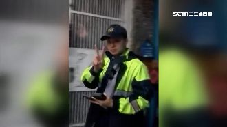 警執勤遭拍　瘋狂「喔喔喔」挑釁惹議