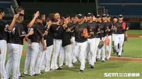  Lamigo桃猿擊敗統一獅。（圖／記者王怡翔攝影）