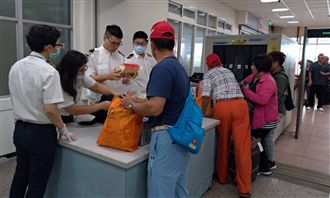 中國花蓮航線復航 就查獲旅客帶肉鬆