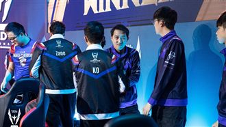 傳說對決AWC世界賽　MAD晉4強