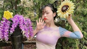  雪莉,激凸／翻攝自雪莉IG