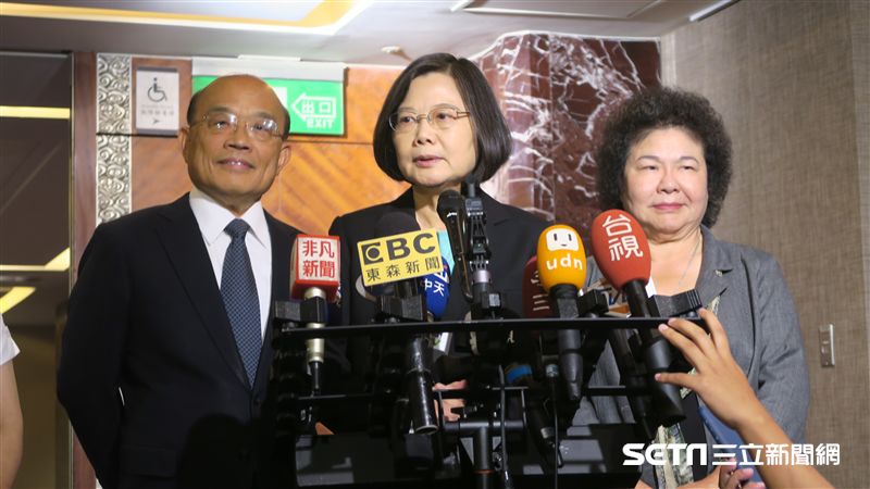 藍反鐵籠公投遊行　蔡英文一句話酸回