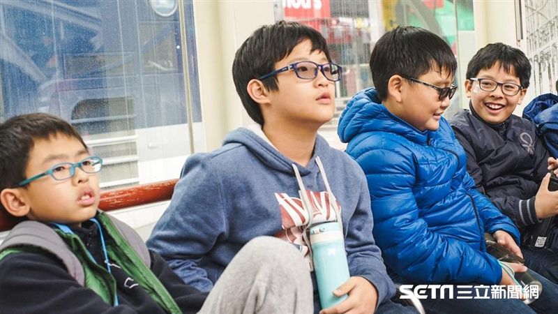 兒童近視示意圖。 (圖／資料照)