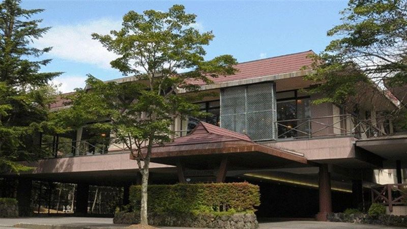 熊入侵日本飯店！幸無人受傷！