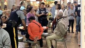 走路被撞…中國大媽怒拿熱湯燙路人！夫婦遭警方反手上銬（圖／翻攝自《中國報》）