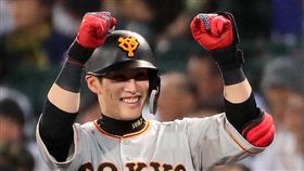 陽岱鋼敲出致勝安打。（圖／翻攝自巨人推特）