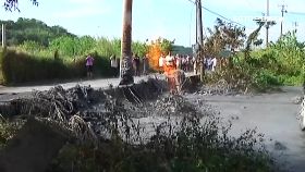 泥火山爆發0700(DL)