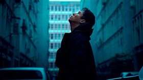 ▲劇中莊凱勛暴怒痛打嫌犯（圖／華映娛樂提供）