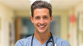 全球最帥醫生。(圖/翻攝自doctor.mike IG)