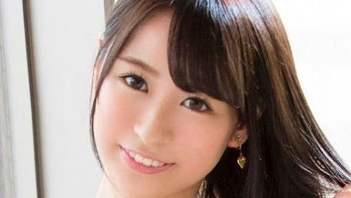 美腿空姐踏暗黑界尋慰藉　他哀嚎這事