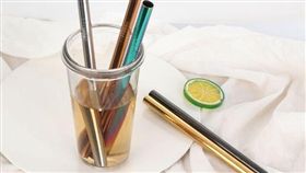 金屬吸管（圖／翻攝自推特）