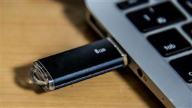 （圖／免費圖庫PhotoAC）隨身碟,USB
