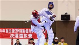 ▲跆拳道好手劉威廷（右）。（圖／記者蔡宜瑾攝影）