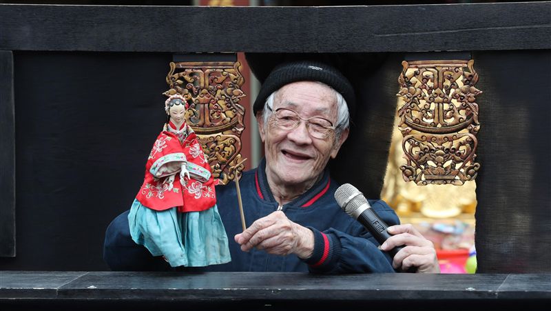 BBC介紹布袋戲大師　致力傳統藝術